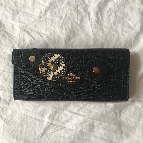 custom coach wallet